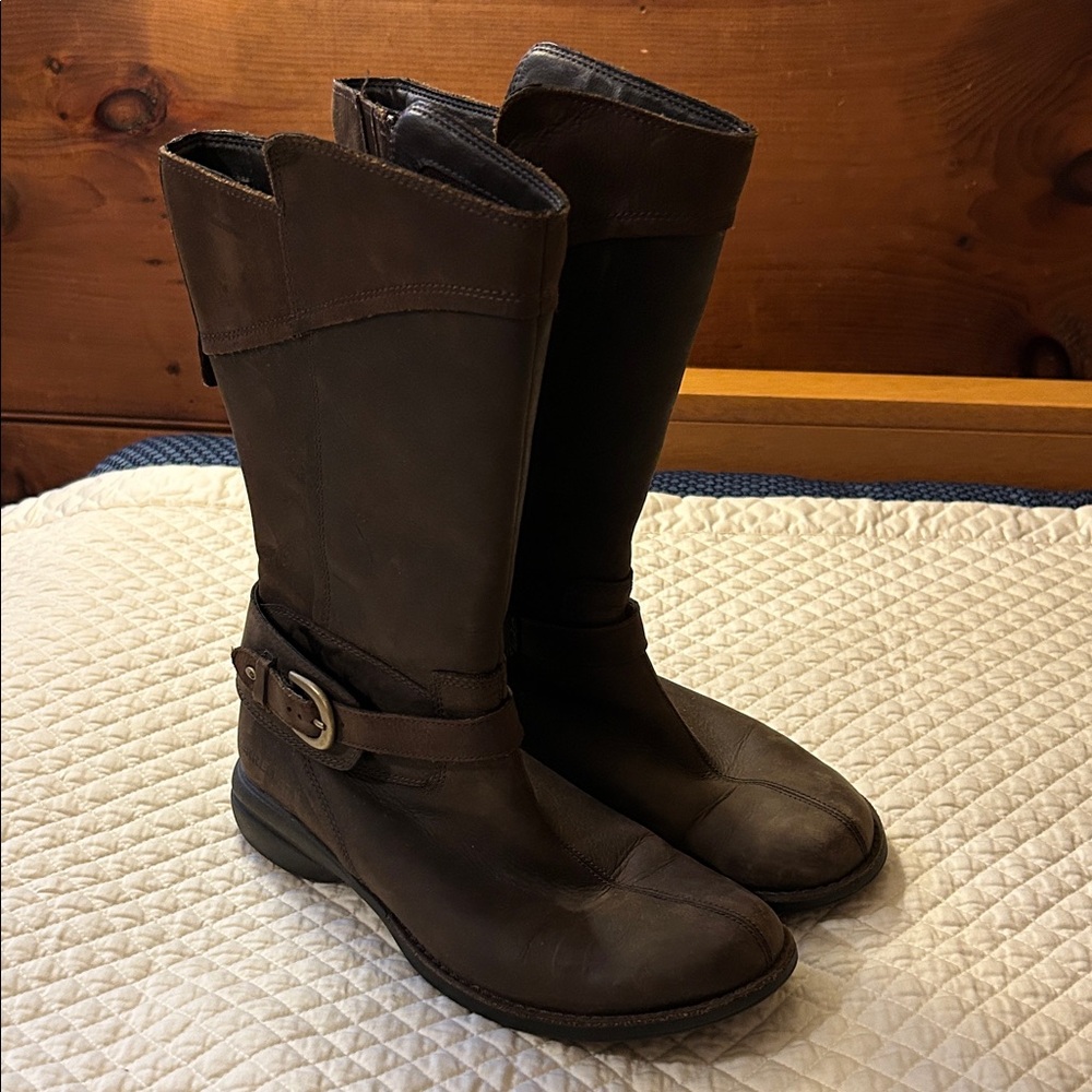 Merrell Women's Dark Brown Zip Up Boots with Buckle